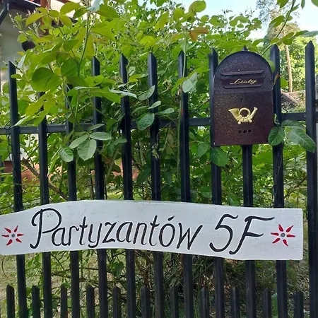 Feriehus Nad Poranna Rosa Garbatka-Letnisko