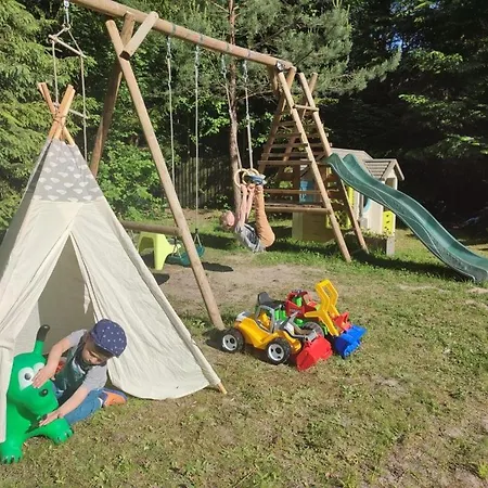 Nad Poranna Rosa Feriehus *